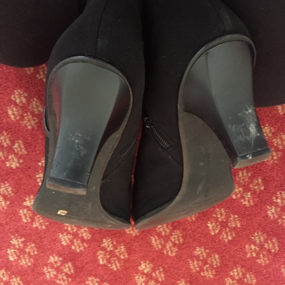 Stuart Weizmann waterproof booties size 10 - Picture 5 of 8